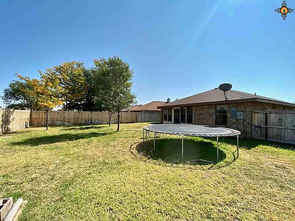 2nd image of 108 Cades Ct