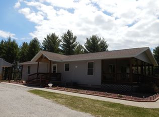 1862 Little Harbor Rd, Manistique, MI 49854