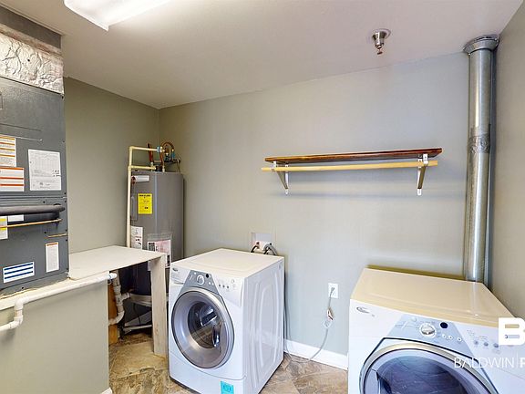 5th image of 308 Saint Louis St #101