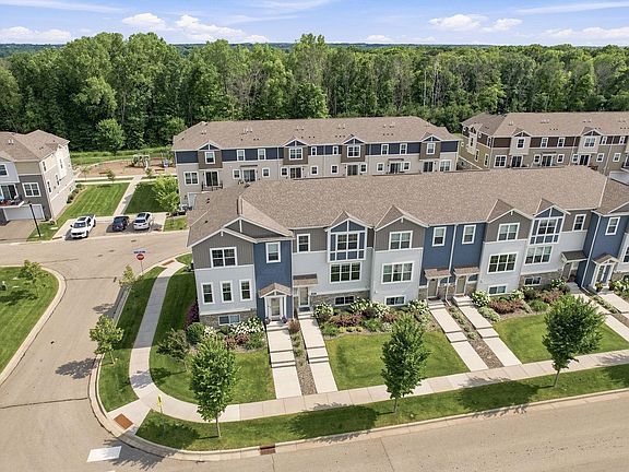 2nd image of 6924 Huckleberry Dr