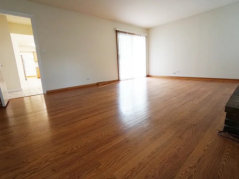6S546 Sussex Rd — Photo 18