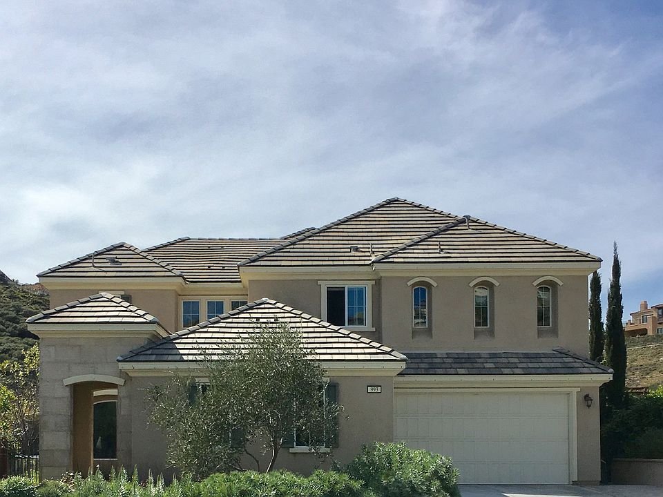 1st image of 993 Tucana Dr