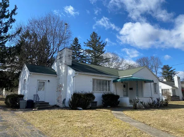 1153 Hoffman St, Elmira, NY 14905