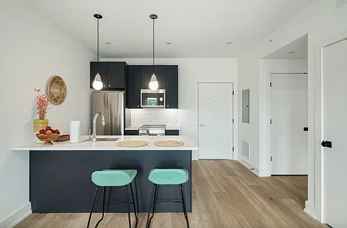 Floor plan 206