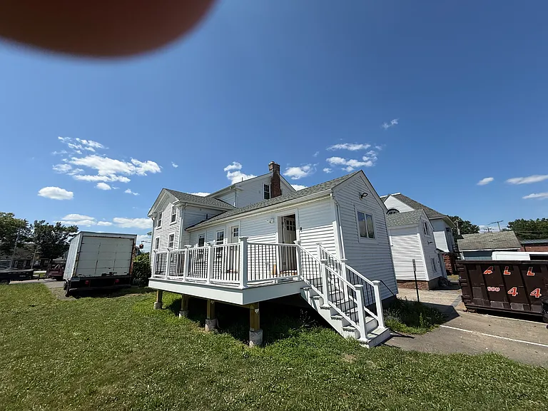 159 Broad St #A — Photo 6