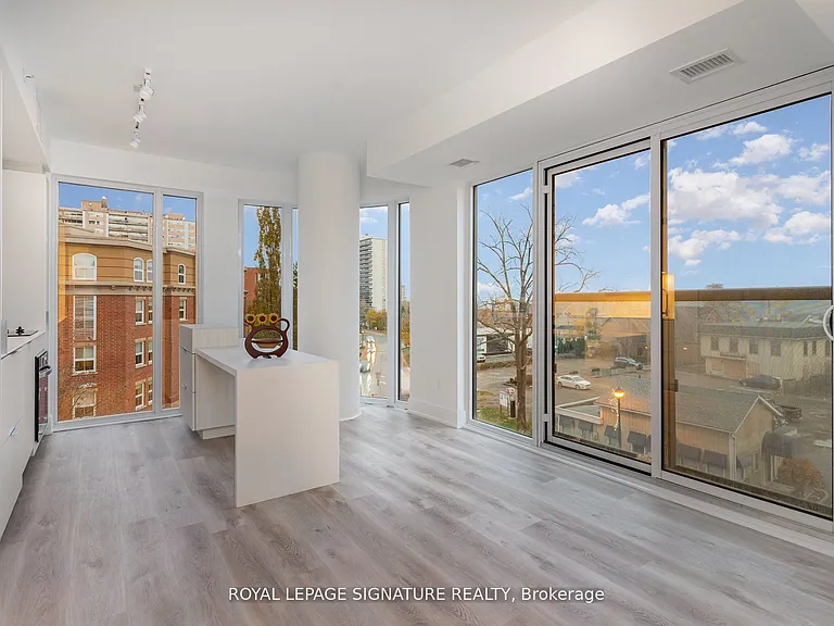 370 Martha St #304 — Photo 6
