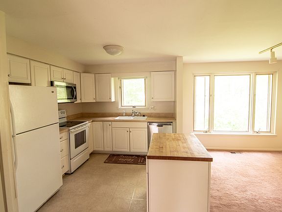2nd image of 45 Gunning Ln