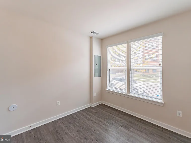 2503 Emerald Branch Dr — Photo 5