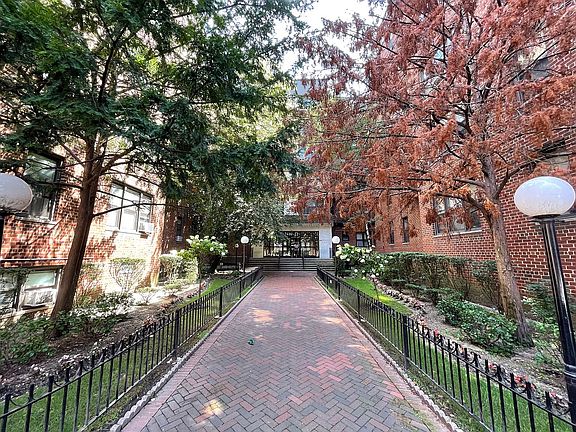5th image of 7410 35th Ave APT 509W