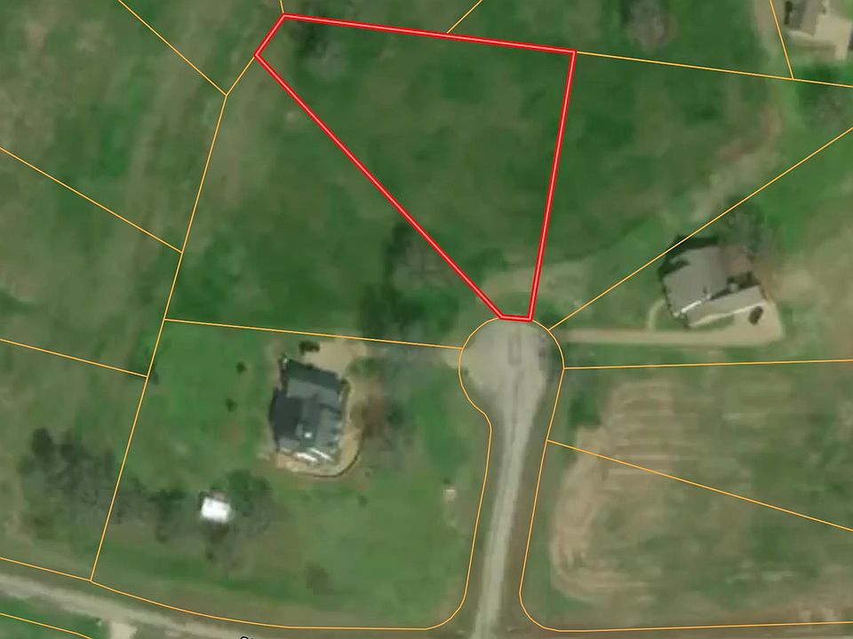 2nd image of Pine View Ct