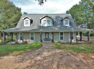 568 N Black Creek Rd, Sumrall, MS 39482
