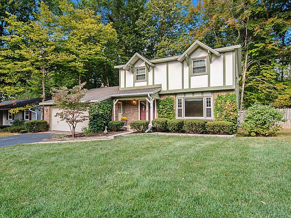 2nd image of 2159 Highlander Dr SE