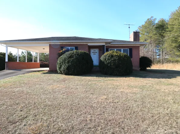 3255 Ararat Rd, Ararat, NC 27007