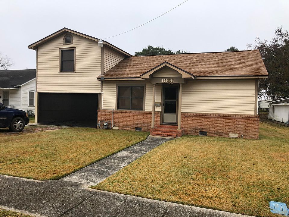 1st image of 1005 E Vermilion St