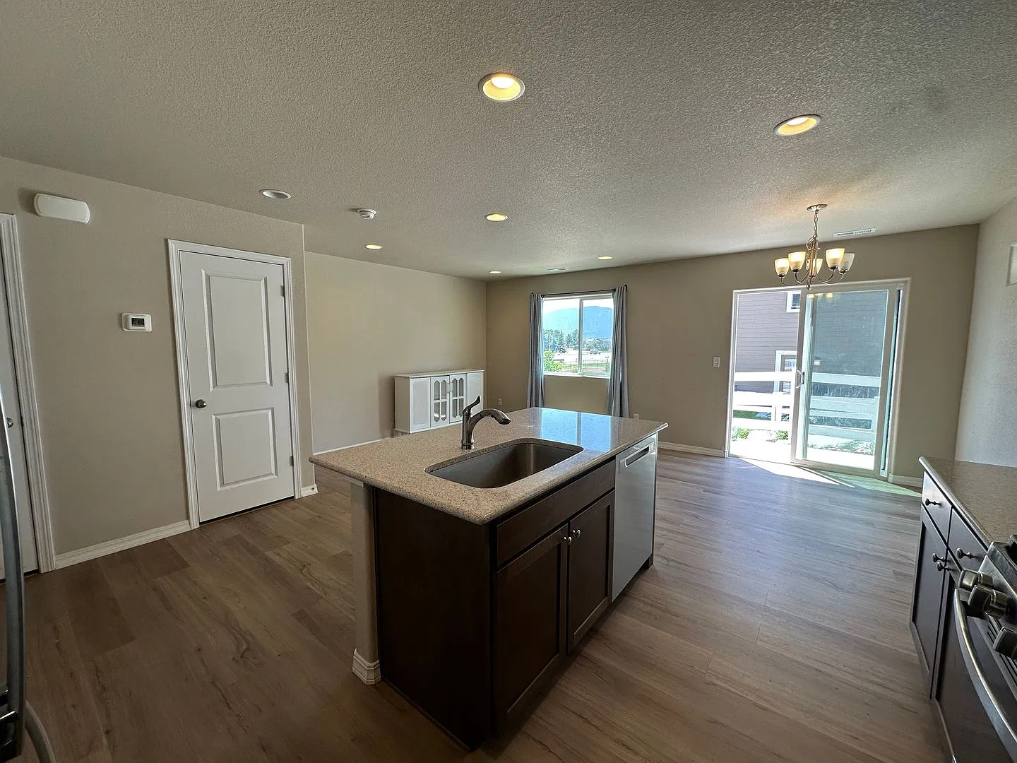 Modern Living in Skyview Village — Photo 3