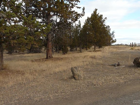 3rd image of 7595 NW Almeter Way