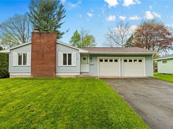 21 Pine Tree Ln, Rochester, NY 14617