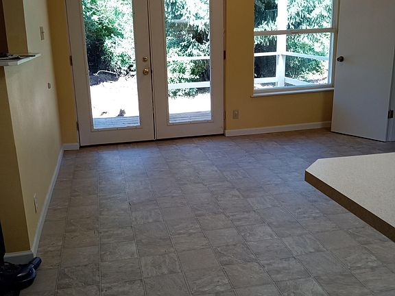 dining area,