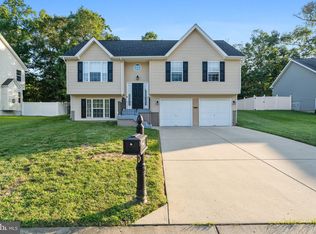 46657 Robert Leon Dr, Lexington Park, MD 20653