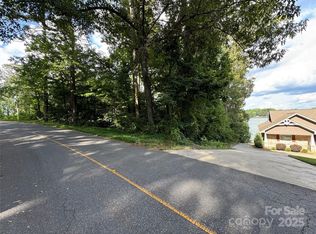 3720 Landmark Dr #1, Sherrills Ford, NC 28673