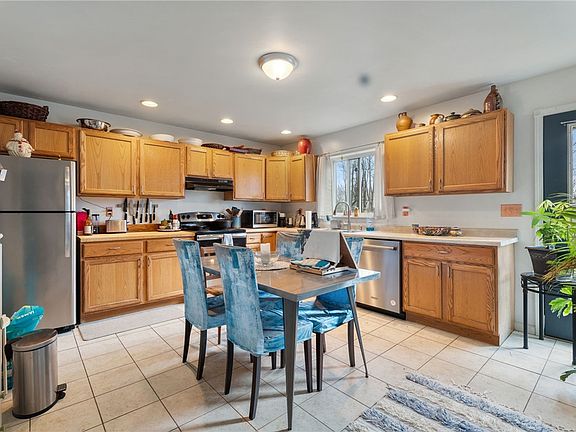 5th image of 760 E Miller Rd