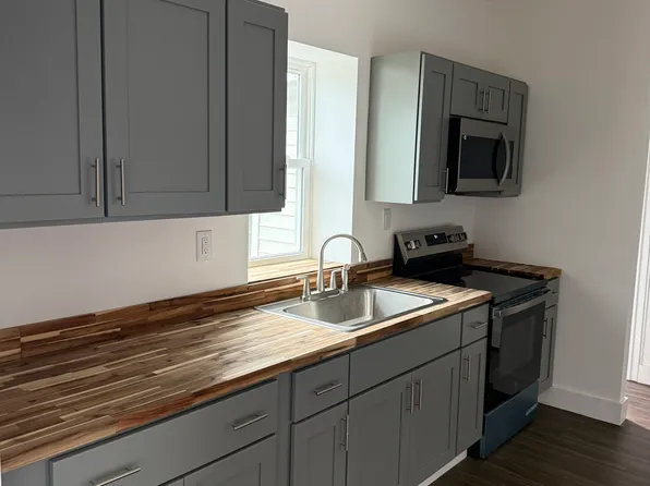 18-20 1/2 Clinton St #2, Whitesboro, NY 13492