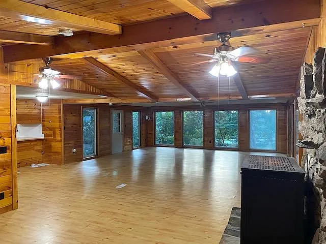 6409 Walnut Cv — Photo 3