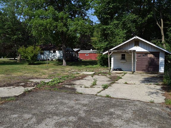 5th image of 15N384 Richardson Dr
