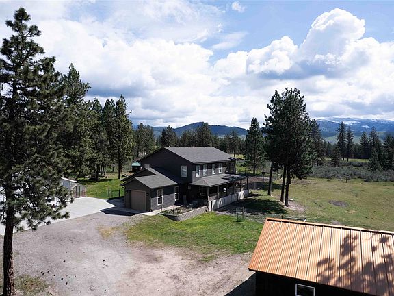 4th image of 22 Pine Meadow Ln