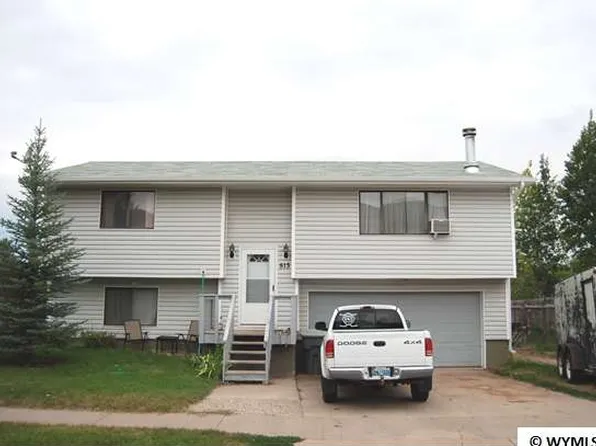 513 Hathaway Ave, Evanston, WY 82930
