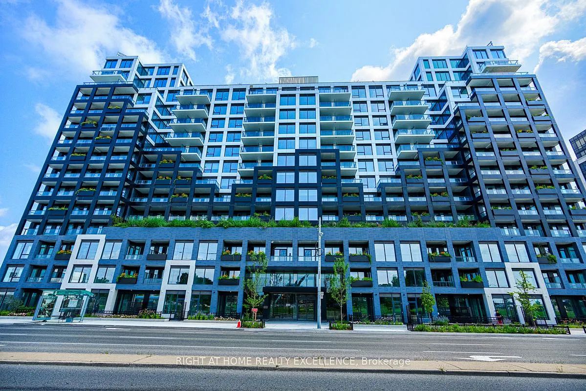 3 bed, $2,995 — Photo 2