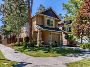 19430 Hollygrape St, Bend, OR 97702