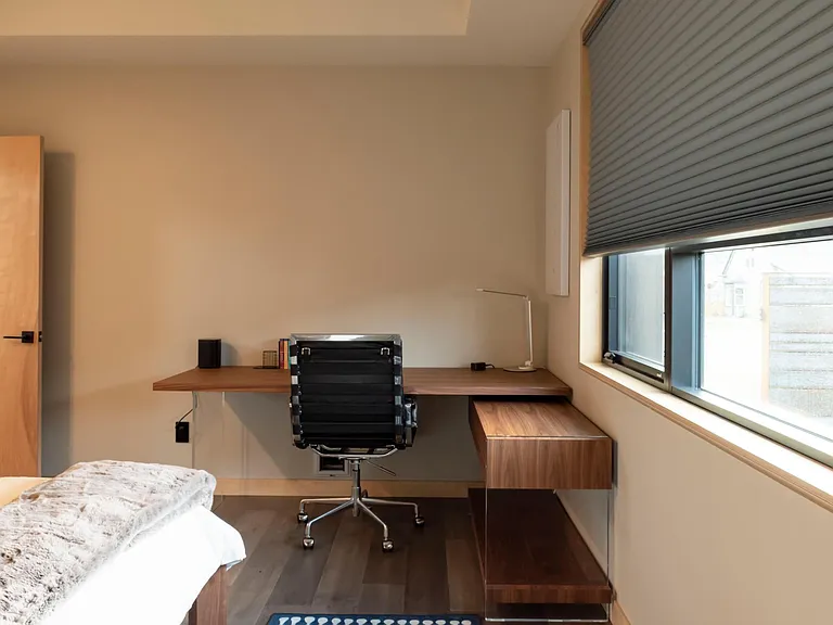 625 E Aspen Ave — Photo 5