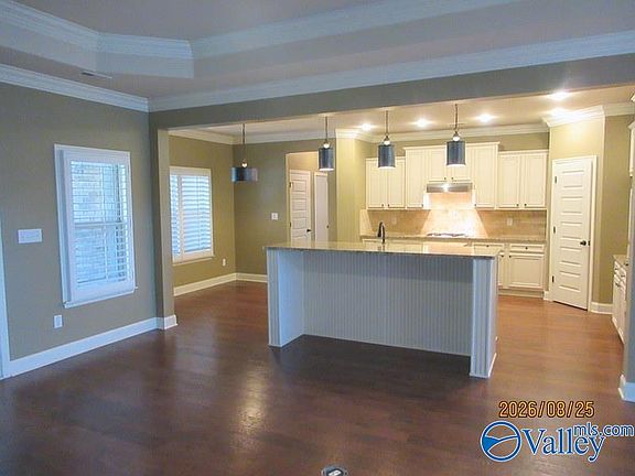 3rd image of 3 Cypress Grove Ln SW