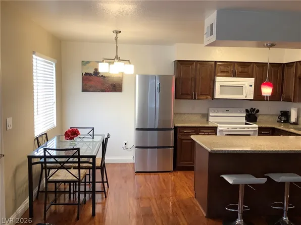1215 Rawhide St, Las Vegas, NV 89119