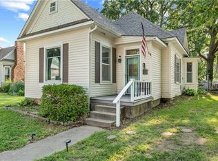 518 S Ash St, Nevada, MO 64772
