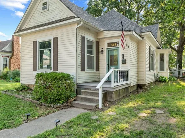 518 S Ash St, Nevada, MO 64772