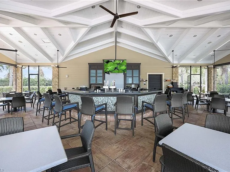 6767 Pennyroyal Dr — Photo 44