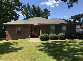 1300 High Meadow Dr, Jacksonville, AR 72076