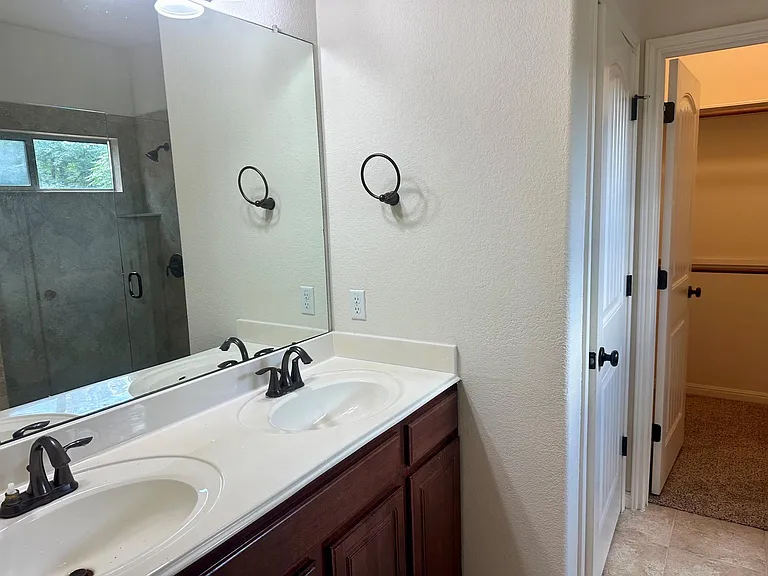 7233 Menchaca Rd #17 — Photo 19