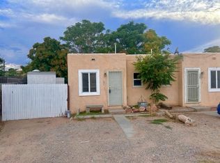 129 48th St SW, Albuquerque, NM 87105