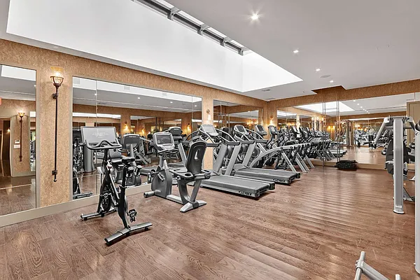 Rented by Keller Williams NYC | media 25