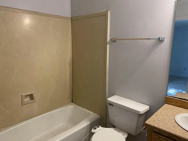 950 Jefferson Dr — Photo 8