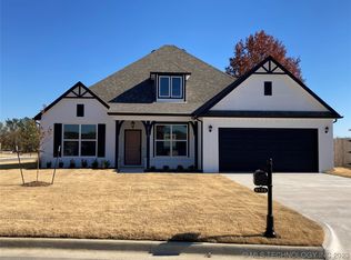 6135 S 319th East Ave, Broken Arrow, OK 74014