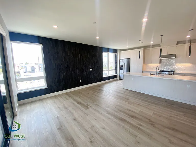 3578 Rambla Pl #329 — Photo 3