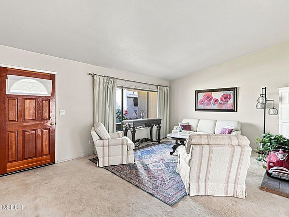 3rd image of 4390 Valley Dr