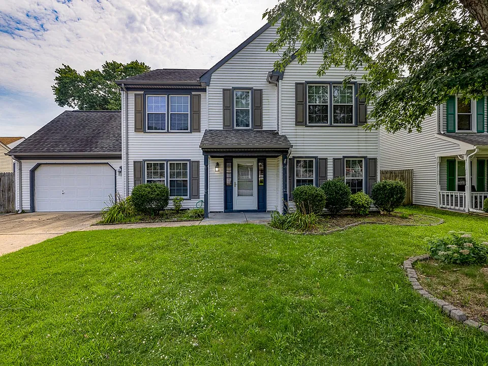 2569 Piney Bark Dr