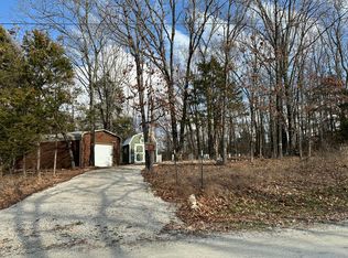 233 Red Bud Ln, Ridgedale, MO 65739