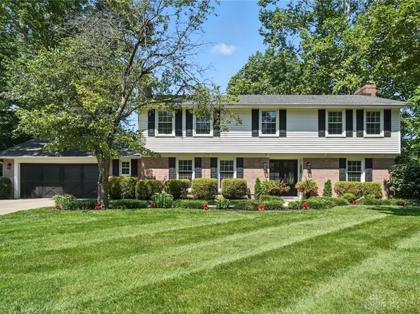 5731 Red Coach Rd, Dayton, OH 45429