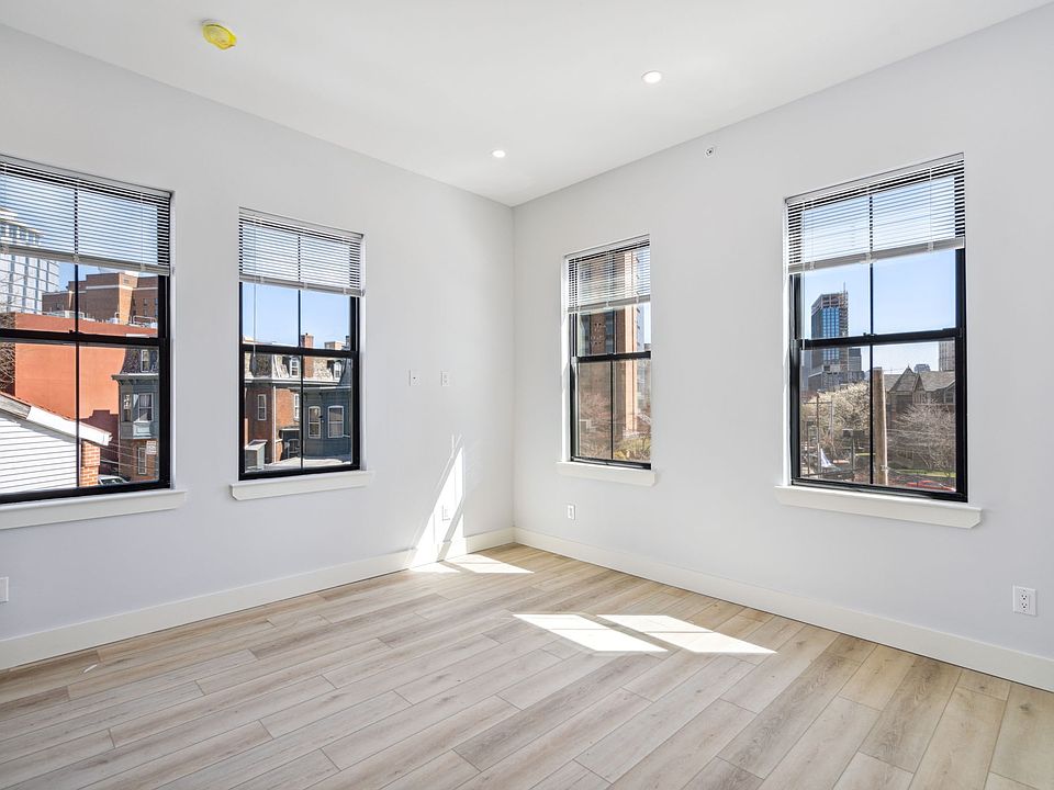 1st image of 3439 Lancaster Ave #11213675